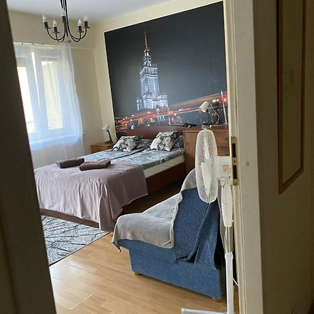 Zwykle Mieszkanie Na Wilenska: Convenient City Stay Warsaw Exterior photo