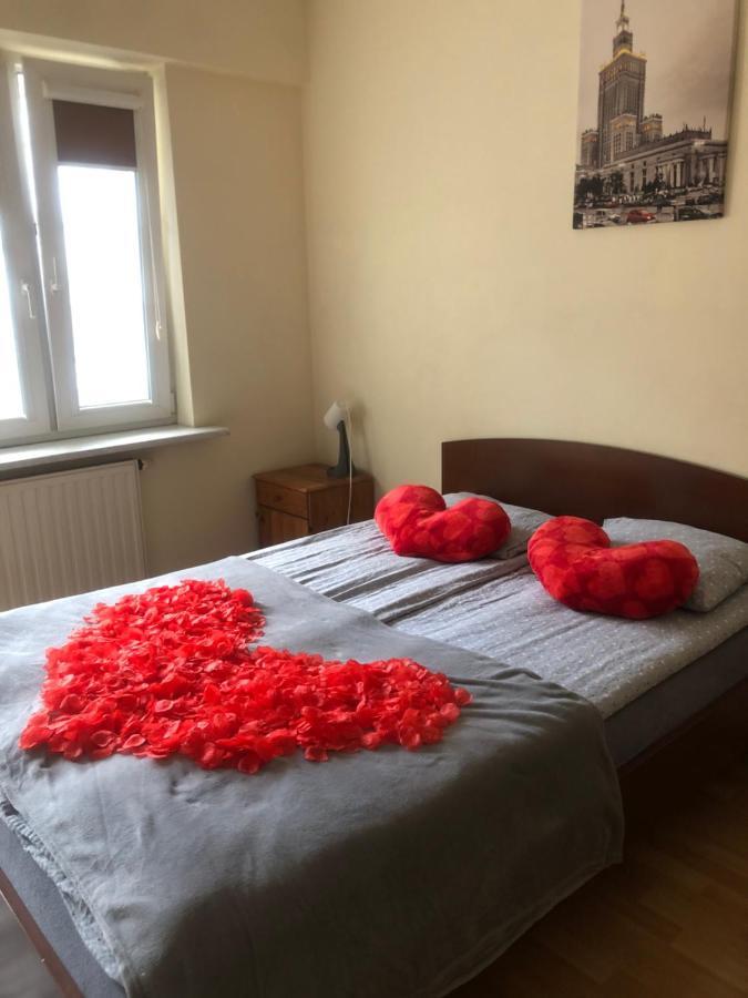 Zwykle Mieszkanie Na Wilenska: Convenient City Stay Warsaw Exterior photo